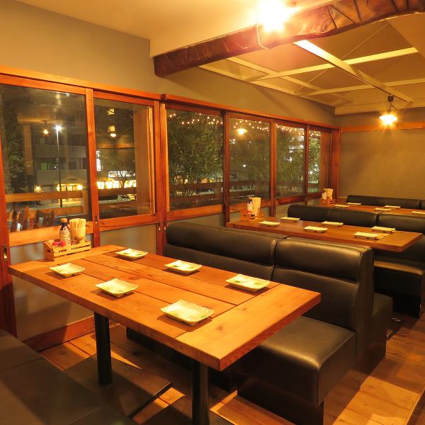 ■Groups are also welcome! Enjoy a relaxing meal on the sofa seats♪ ■We have 3 tables with sofa seats on the second floor! Each can accommodate up to 6 people, [~12 people/~18 people] You can also use it in conjunction with ♪ In addition, the second floor can be reserved for private use for a minimum of 20 people, so please use it for a wide range of purposes, such as with your family, relatives, or for a company banquet ♪