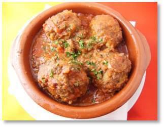 Meatballs stewed in tomato sauce