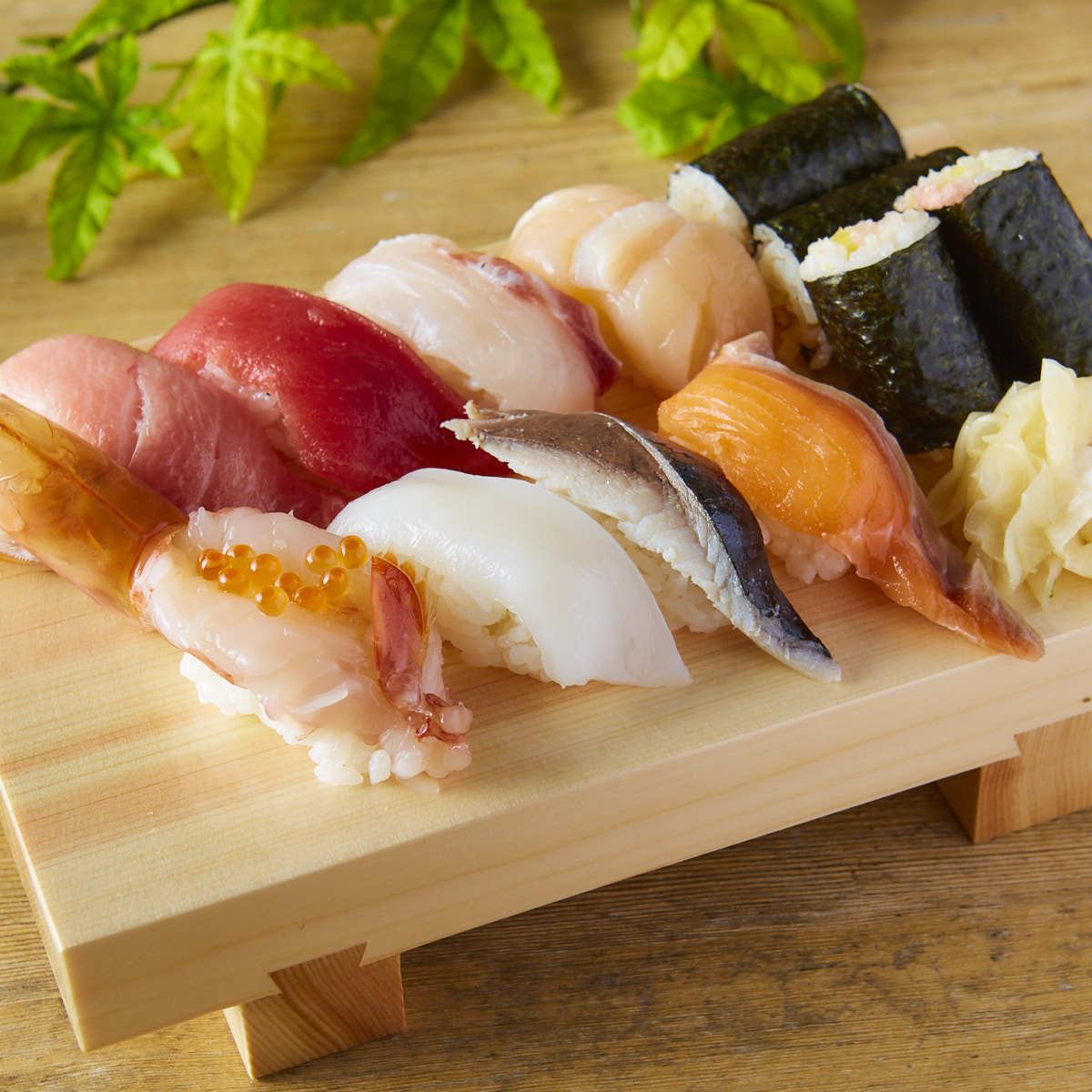 浜焼きはもちろん、鮮魚盛り合わせ、お寿司まで！