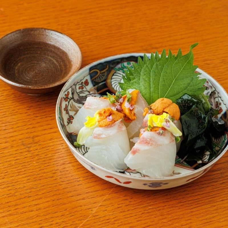 いその自慢の新鮮な刺身は海鮮と肉の両方をご用意しております◎