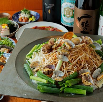 [90 minutes (last order 80 minutes) with all-you-can-drink ◆ Very popular for parties ☆] Chiritori Nabe course <4 dishes total> 5,980 yen per person (tax included)