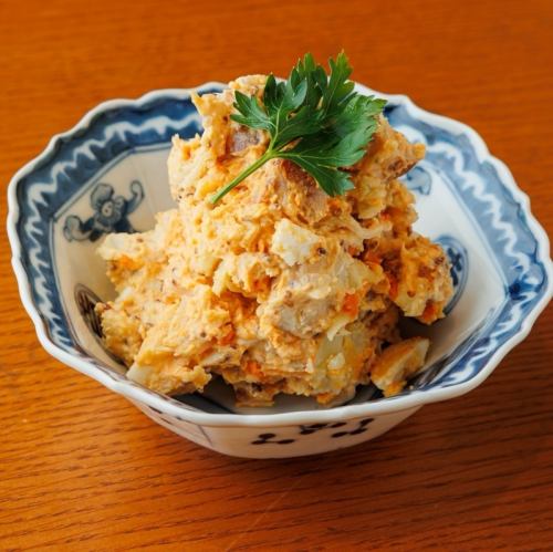 【一品】角切りベーコンのポテサラ