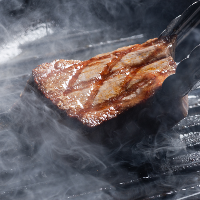 誕生日や記念日のお祝いは当店で決まり！