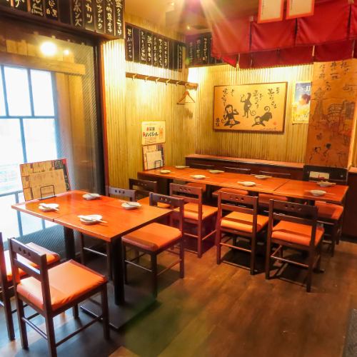 広々としたフロアは貸切も対応可能です。