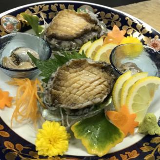 The luxury course where you can enjoy abalone and spiny lobster is also a celebration seat ◎