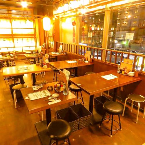 全席喫煙可能!広々とお使いください