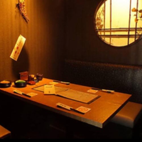 <p>早い者勝ち!【個室確約】承ります◎人気の完全個室席は大変人気となっておりますのでお早目のご予約をオススメしております!</p>