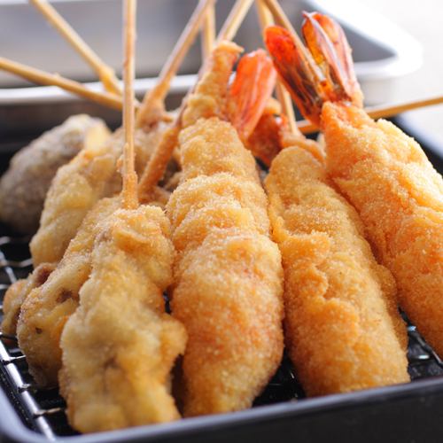大人気！揚げたて串カツ