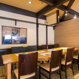 Semi-private room table seats.You can enjoy your meal slowly without worrying about the surroundings.