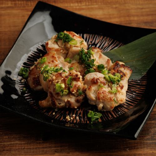 Grilled chicken thighs in saikyo sauce