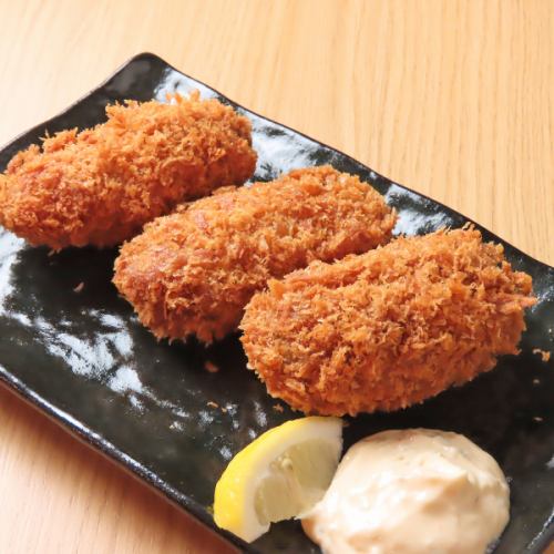 We also have a la carte dishes such as fried oysters made with local ingredients!