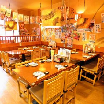 輕鬆的餐桌座位