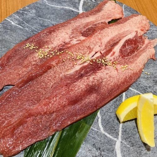 整隻排骨