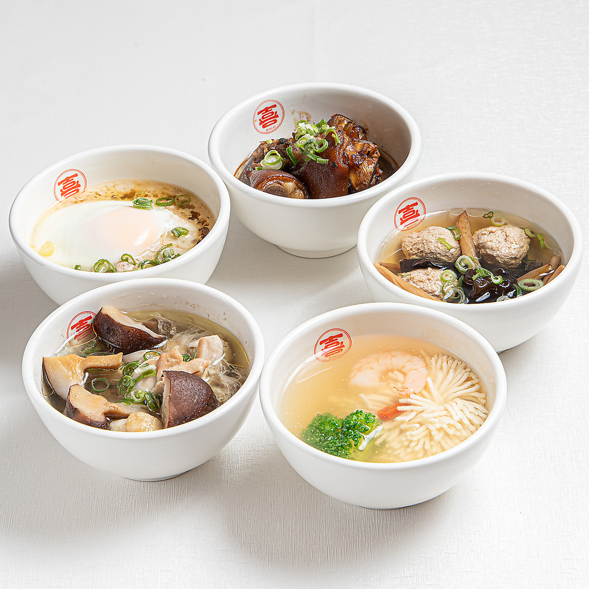 並べて可愛い蒸し料理！自分好みのカスタマイズで映えるランチを
