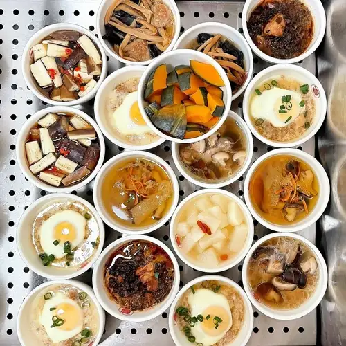 【本格派の味わい×自由な選択】セルフサービス形式◆保温台から好きな蒸し料理を選べる新しい楽しみ方