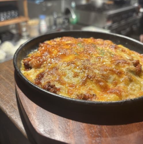 ポテトのミートソースグラタン