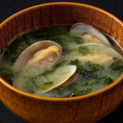 アサリとあおさの味噌汁