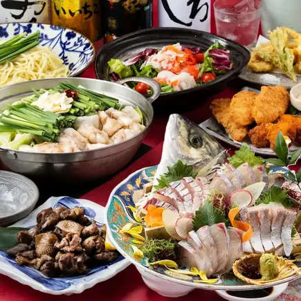 Winter Banquet [Fuyu Botan]: Featuring seasonal sashimi, Hakata-style motsunabe (offal hot pot), grilled chicken, and monkfish (120-minute all-you-can-drink included)