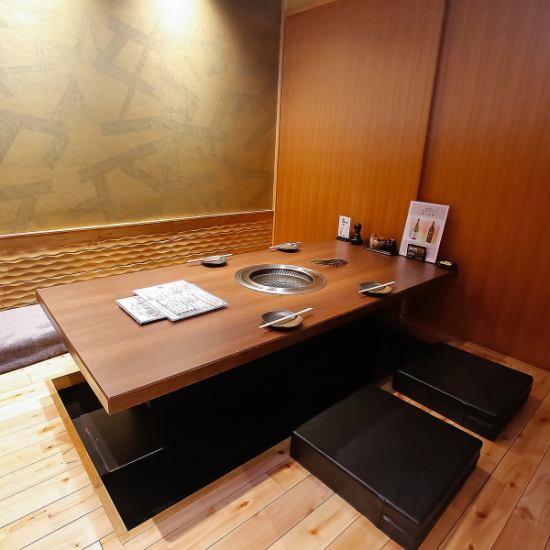 The entire floor can be rented out for a group of 25 to 30 people.