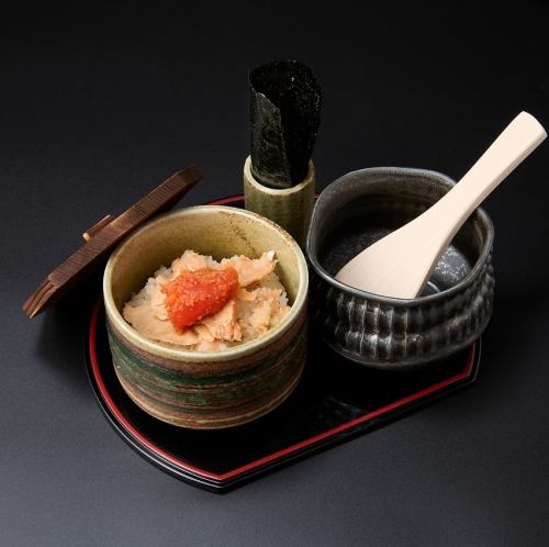 自分で握るおにぎり（明太子・鮭）