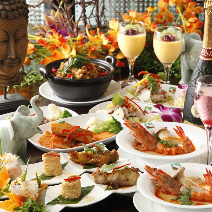 丰富多彩的菜肴......!!在时尚的餐厅享用现代泰国美食♪