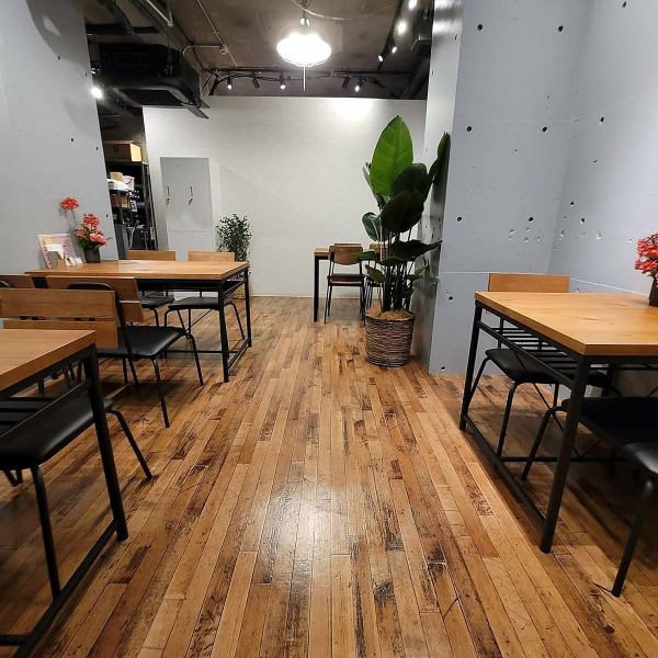 Not only can you enjoy authentic Korean cuisine, but you'll also be sure to be satisfied with the stylish interior design. The clean interior creates a relaxed atmosphere. We welcome customers who are looking for not only delicious food, but also a stylish atmosphere./Osaka Ganjang Gejang Specialty Store/
