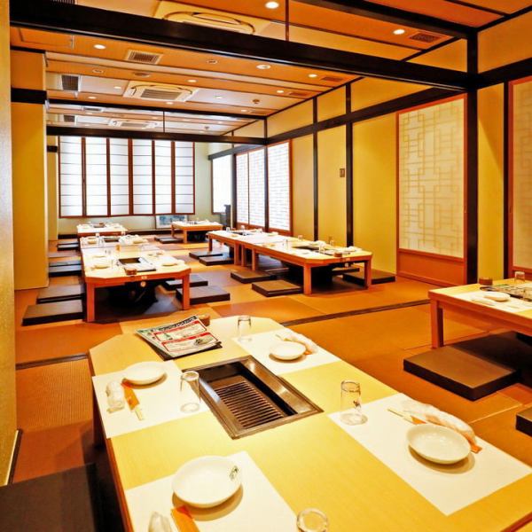 [2-minute walk from Tsuruhashi Station! Up to 100 people can have a banquet!] We are proud of the spacious space where you can enjoy yakiniku.20 people ~ Suitable for any banquet.We will meet the various needs of our customers with seating formats and abundant courses.It is possible to divide the seats and there is no doubt in any scene!