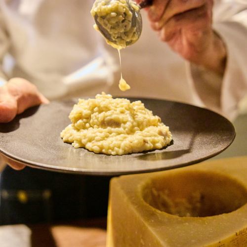 [Finished in a Parmesan dish] Rich and delicious risotto ♪