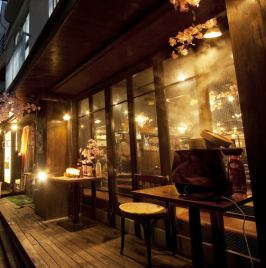 この雰囲気を渋谷味わってほしい…当店は空気感をとても大事にしています！デートや女子会にも最適なお店♪