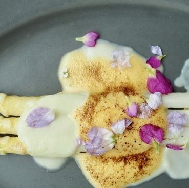 旬の食材を贅沢に使用