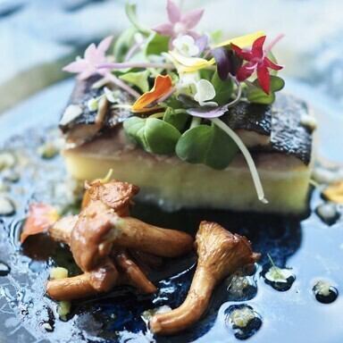 熟練シェフの繊細な技が織りなす絶品フレンチに舌鼓