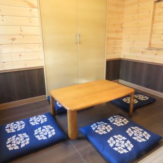 当店のお座敷は5名最大5名様でのご利用が可能です。事前にご予約お問い合わせください。