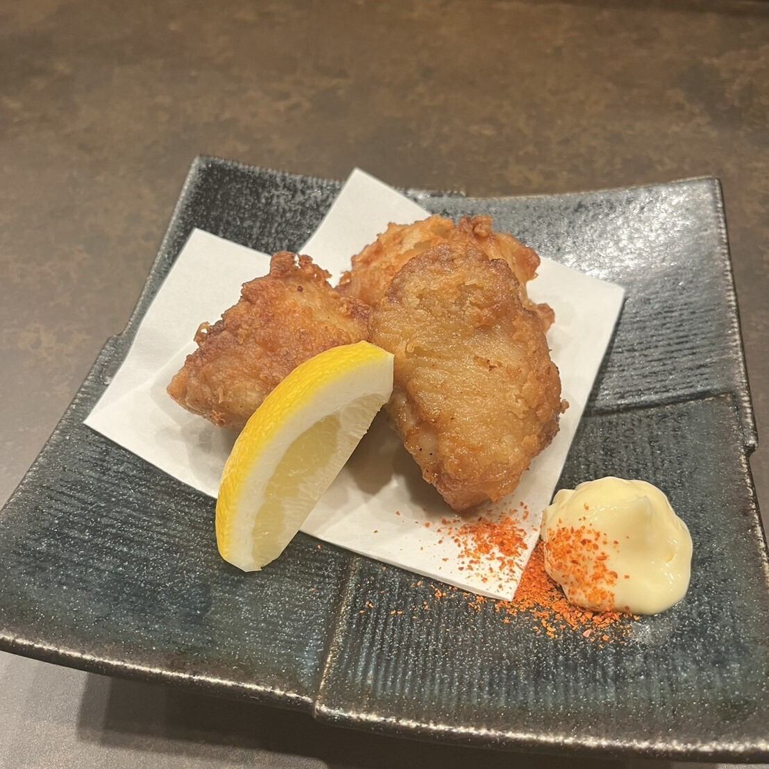 自慢の焼鳥のほか逸品料理も各種ございます！ぜひご賞味ください