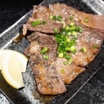 牛タン塩焼き
