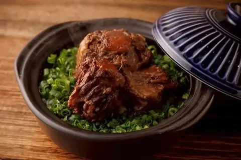 【特色菜】“嫩滑和牛尾砂鍋（多種口味）”