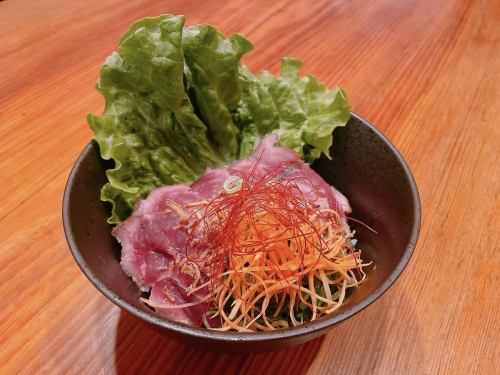 【限定10食】フィレドカナール　鴨ステーキ丼(にゅうめん付)