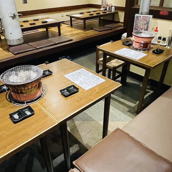 The table seats are spacious so you can enjoy them comfortably ♪ We have seats according to the number of people! Table seats are recommended for small banquets and those who want to eat slowly ★