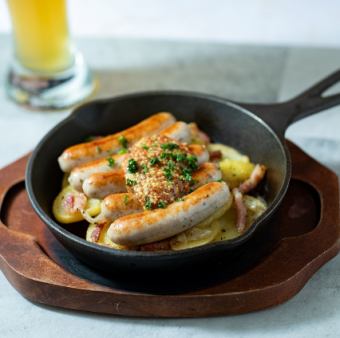 ニュルンベルガソーセージとジャーマンポテト/Nuremberg Sausages＆Potatoes