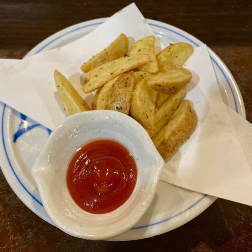 皮付きポテトフライ