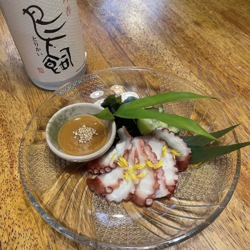 真蛸ときゅうりとわかめの酢味噌和え