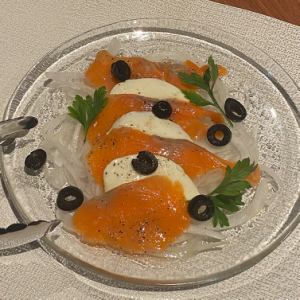 ◆ Smoked salmon and mozzarella marinade