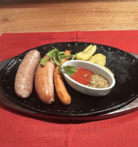 ◆Assortment of 3 kinds of sausages