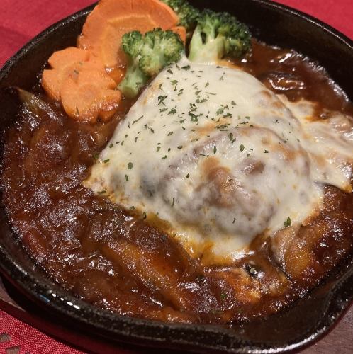 ◆GENIEの煮込みハンバーグ