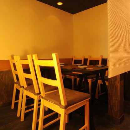 【5 minutes walk from Kawaramachi · Sanjo station】 In a relaxing atmosphere, it is a space that you can eat while talking slowly.Private room for 20 people