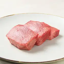 兩片厚厚的牛舌