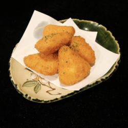 カマンベールチーズフライ
