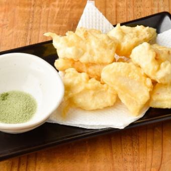 Freshly fried Hokuhoku Nagatoro tempura