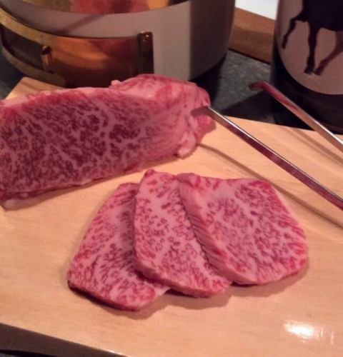 神戶牛肉，田島牛，鹿兒島和牛牛肉，只使用廉價和優質的日本牛肉