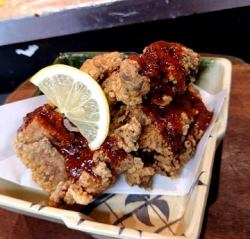 붉은 튀김 [1개]