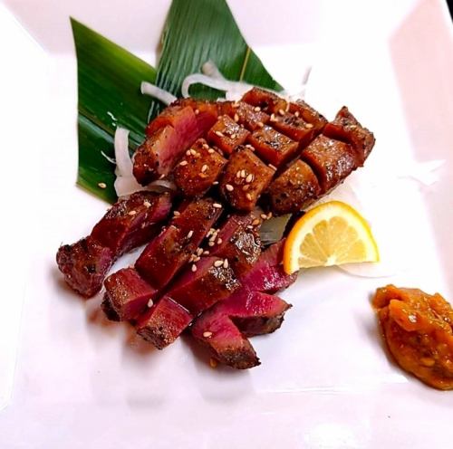 두껍게 썬 쇠고기